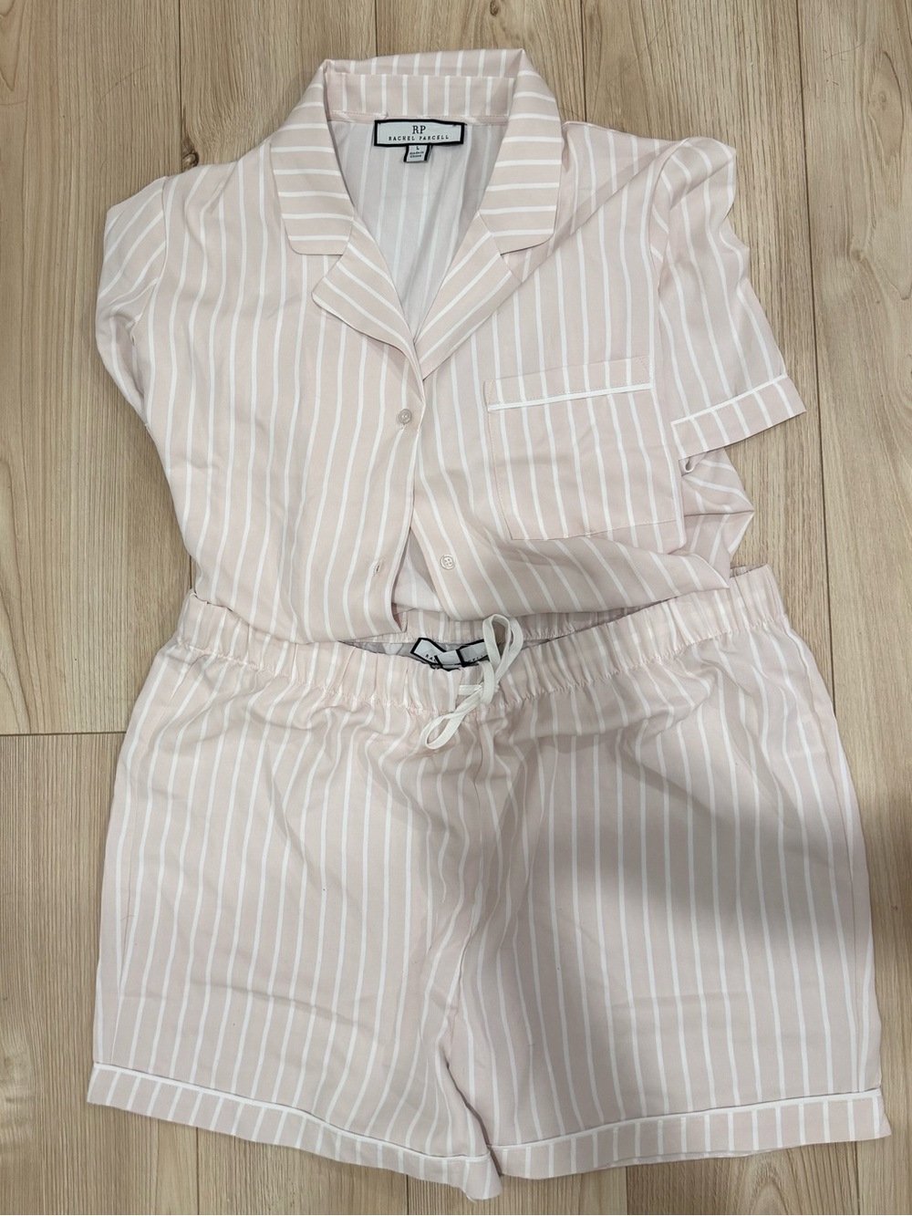 Rachel Parcell Pajamas ( see description about size)